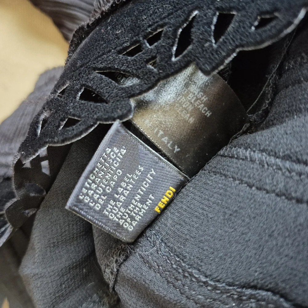 FENDI Dress Black Pleated Silk V Neck Ruffle 3/4 Sleeves RARE Italy Size 44 (8) - Picture 12 of 15